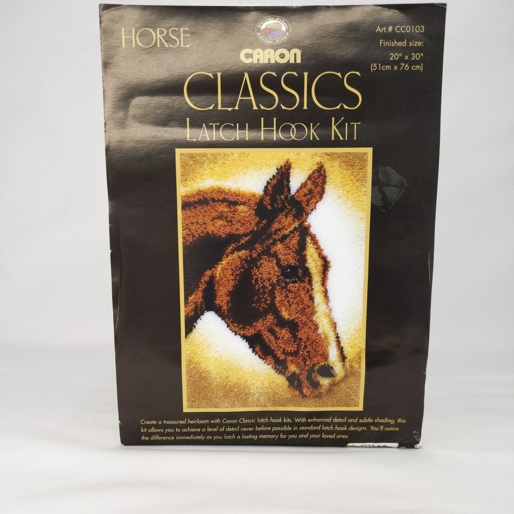 Caron Classics Latch Hook Rug Kit CC0103 HORSE 20x30 Equestrian